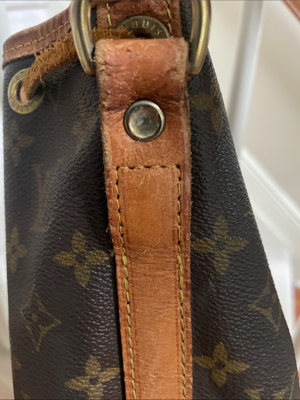 Vintage Louis Vuitton Monogram Canvas Drawstring Bucket Bag - Brown/Tan - Picture 6 of 9